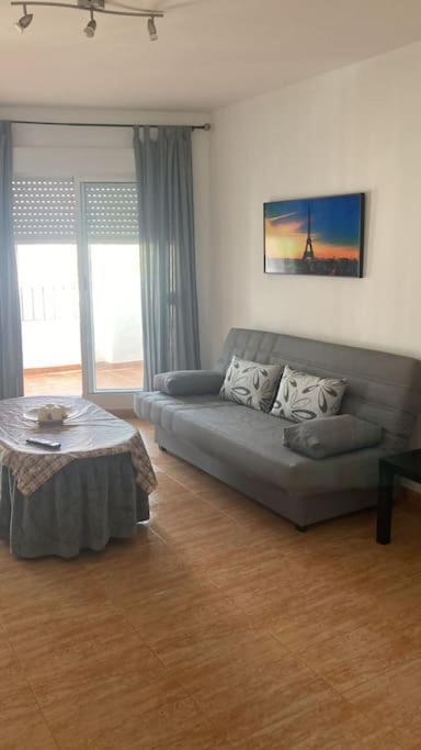 A Pie De Playa Con Parking Privado